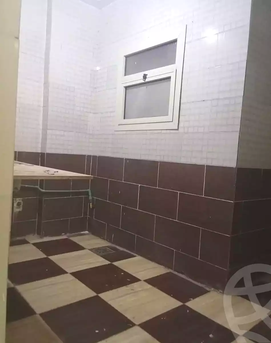 https://aqarmap.com.eg/ar/listing/7142970-for-sale-alexandria-al-agamy-lbytsh-bianchiii