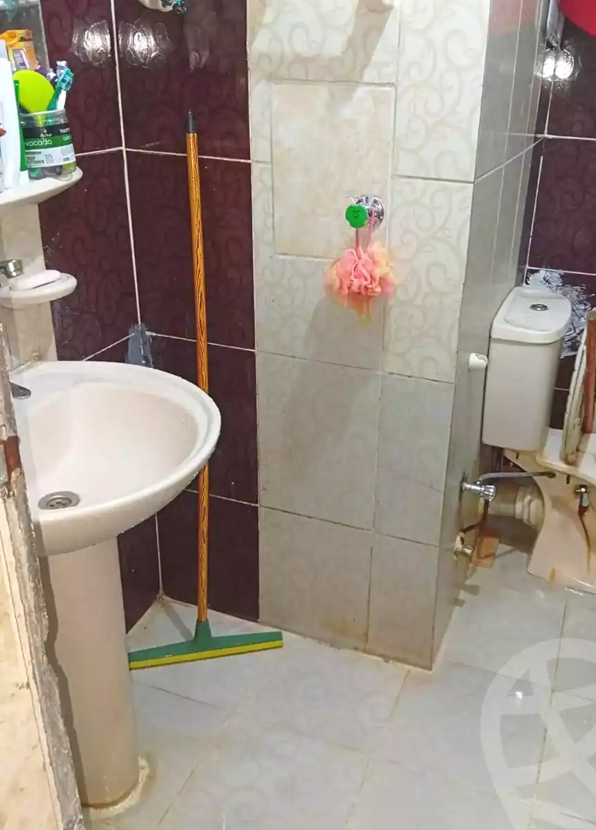 https://aqarmap.com.eg/ar/listing/7143033-for-sale-alexandria-al-agamy-lbytsh-el-hay-st