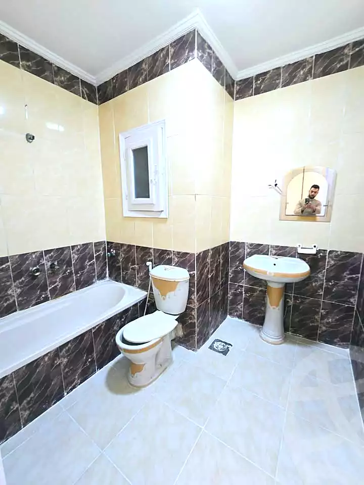 https://aqarmap.com.eg/ar/listing/7143094-for-sale-alexandria-al-agamy-shataa-el-nakheel