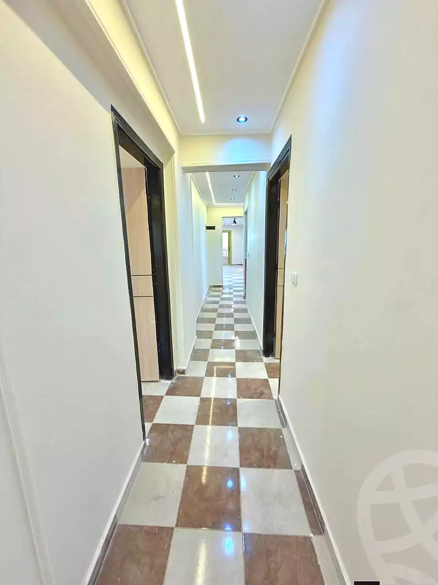 https://aqarmap.com.eg/ar/listing/7143142-for-sale-alexandria-al-agamy-lbytsh