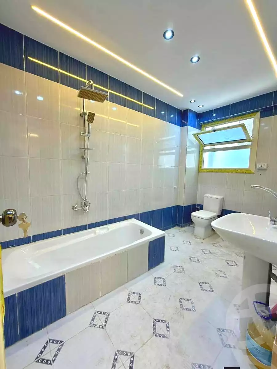 https://aqarmap.com.eg/ar/listing/7143142-for-sale-alexandria-al-agamy-lbytsh