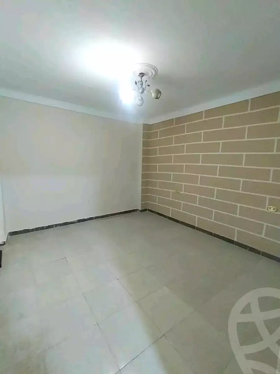 https://aqarmap.com.eg/ar/listing/7143278-for-sale-alexandria-lsywf-el-falki