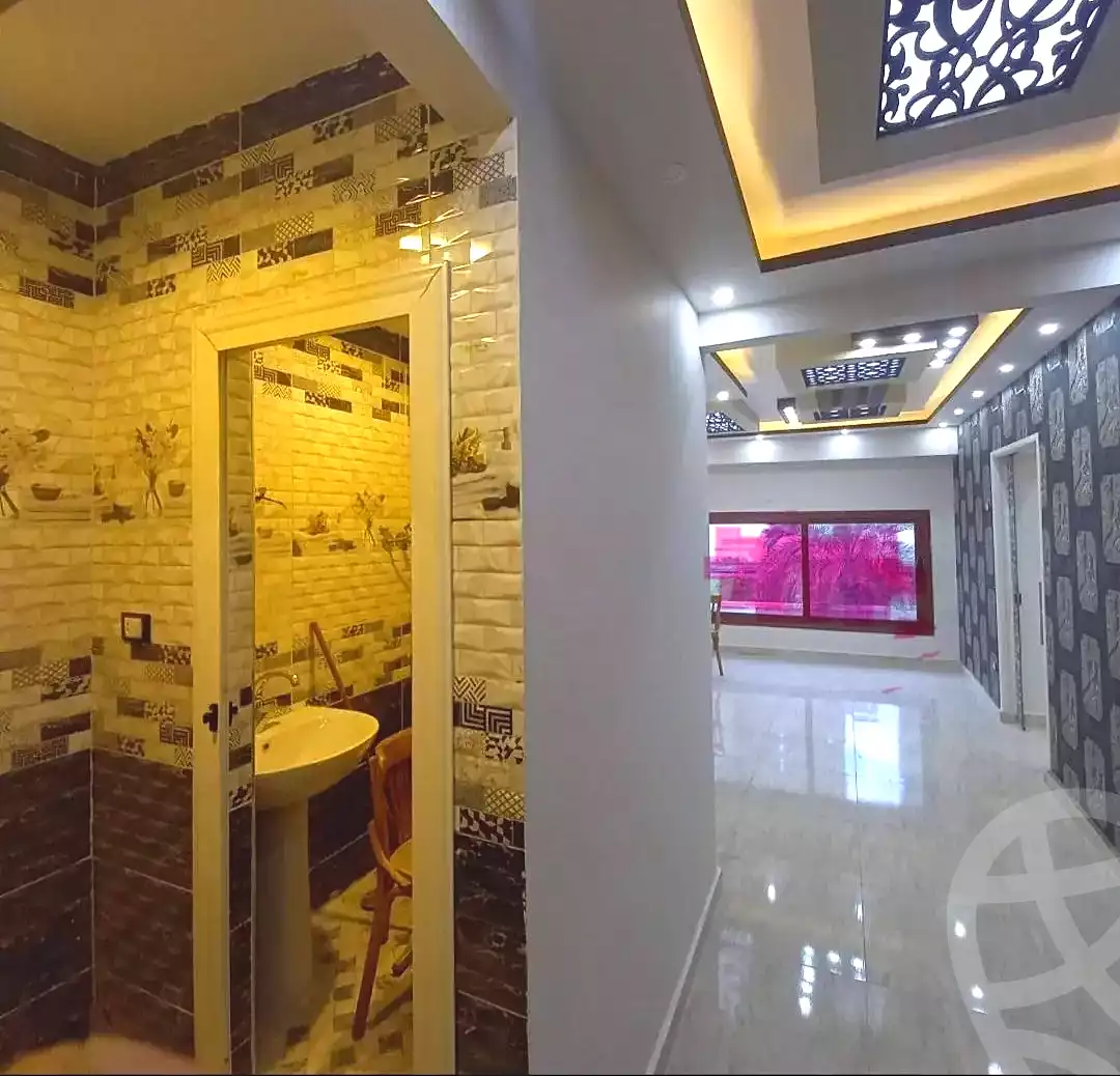 https://aqarmap.com.eg/en/listing/7143304-for-sale-alexandria-sydy-bshr-shr-mlk-hfny