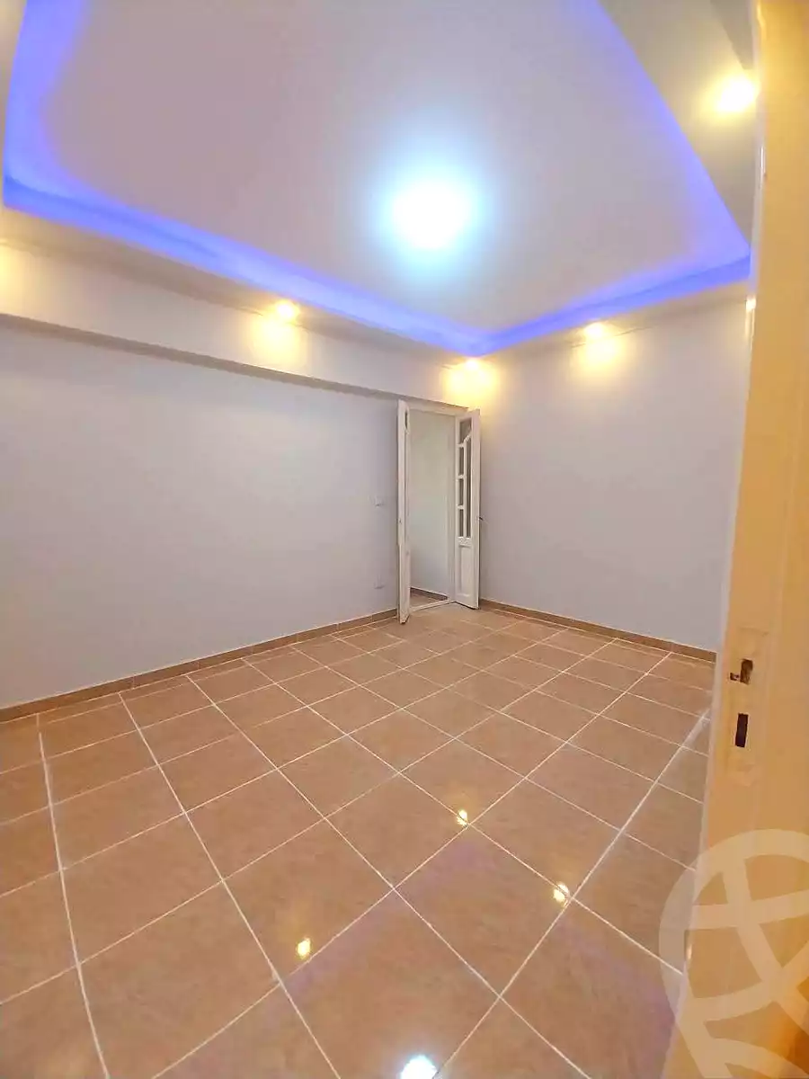 https://aqarmap.com.eg/ar/listing/7143309-for-sale-alexandria-al-agamy-shataa-el-nakheel