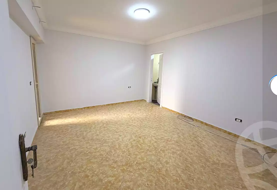 https://aqarmap.com.eg/en/listing/7143360-for-sale-alexandria-el-montazah-compounds-in-el-montazah-marseilia-florence