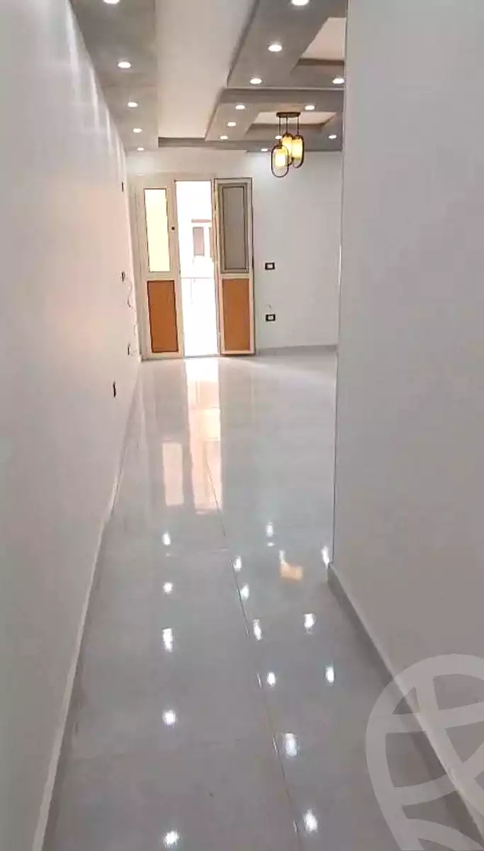 https://aqarmap.com.eg/ar/listing/7143329-for-rent-cairo-ain-shams-mnshy-lthryr