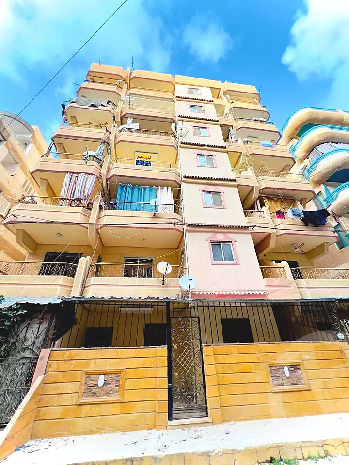 https://aqarmap.com.eg/ar/listing/7143563-for-sale-alexandria-al-agamy-shataa-el-nakheel
