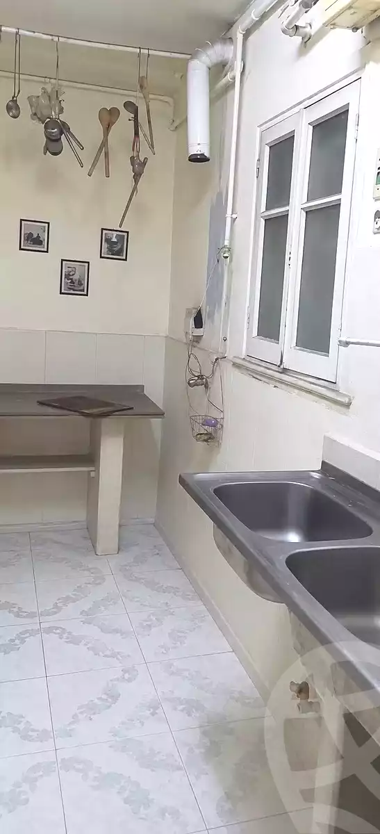https://aqarmap.com.eg/en/listing/7143645-for-rent-cairo-shoubra-el-khalafwai-el-rahmah-mosque-st