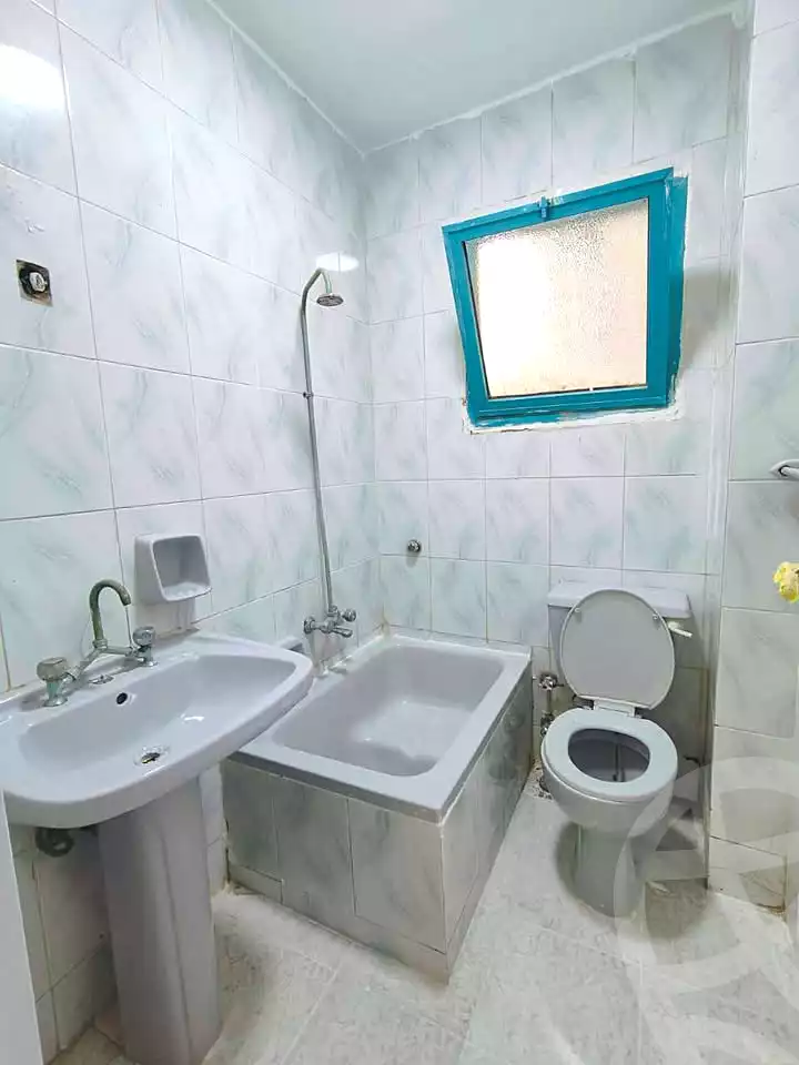 https://aqarmap.com.eg/ar/listing/7143649-for-sale-alexandria-al-agamy-shataa-el-nakheel