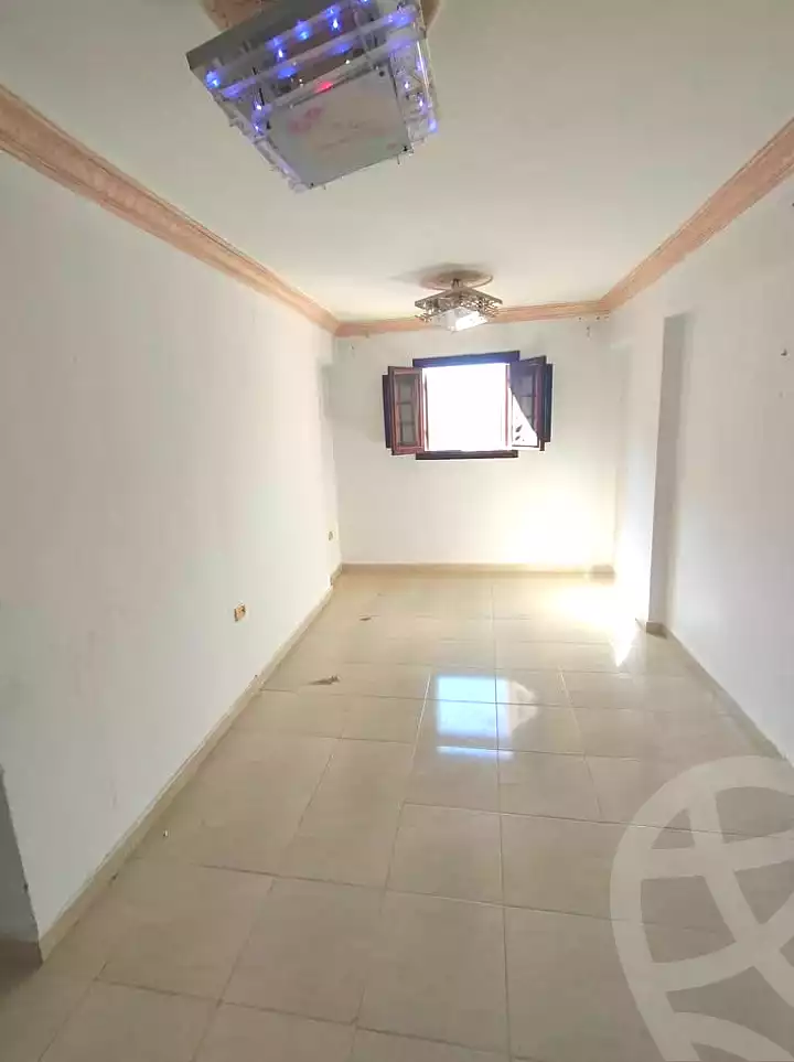 https://aqarmap.com.eg/ar/listing/7143992-for-rent-alexandria-new-miami-eskot