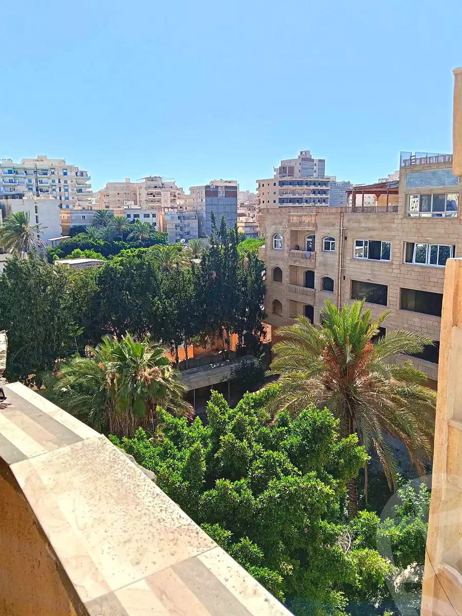 https://aqarmap.com.eg/ar/listing/7144060-for-sale-alexandria-al-agamy-bw-ywsf