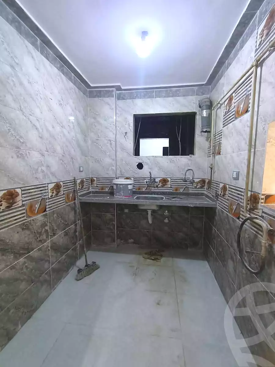 https://aqarmap.com.eg/ar/listing/7144109-for-sale-alexandria-al-agamy-el-hanouvel-al-haded-we-al-soulb-st