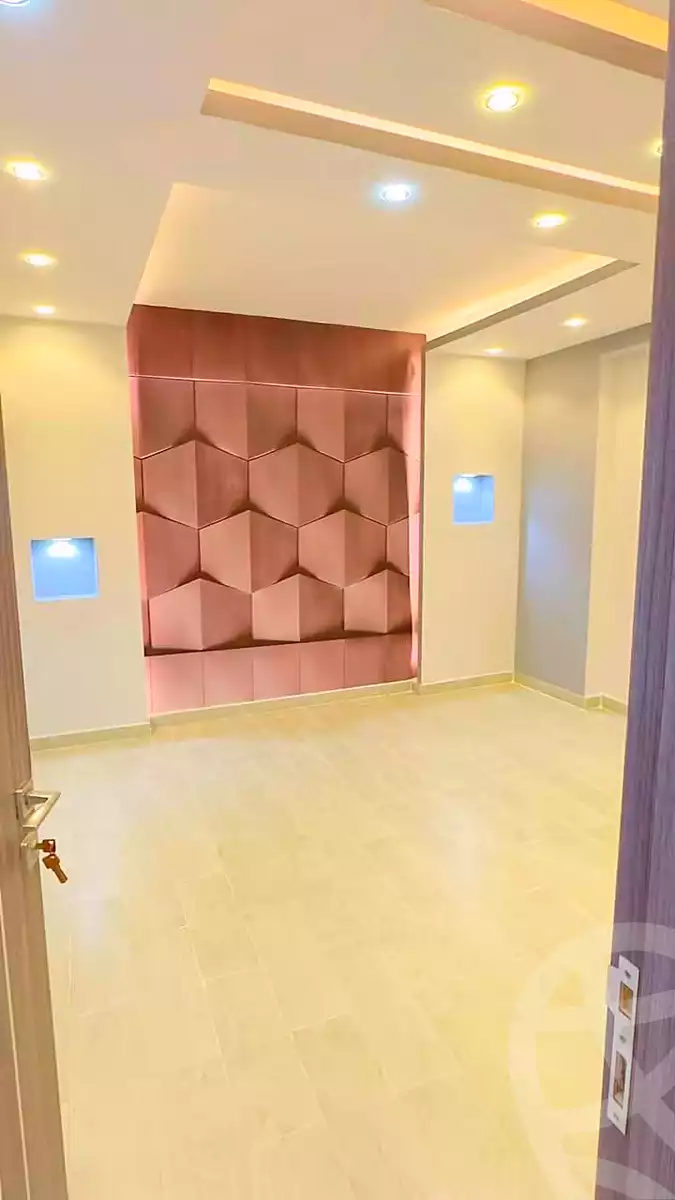 https://aqarmap.com.eg/ar/listing/7144201-for-rent-cairo-el-haram-el-lebeny-el-magzar-el-aly-st