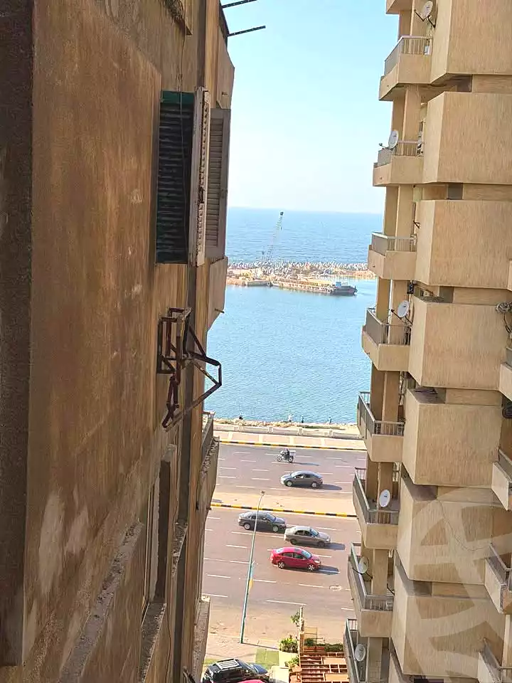 https://aqarmap.com.eg/en/listing/7144312-for-sale-alexandria-lauran-bd-lslm-rf