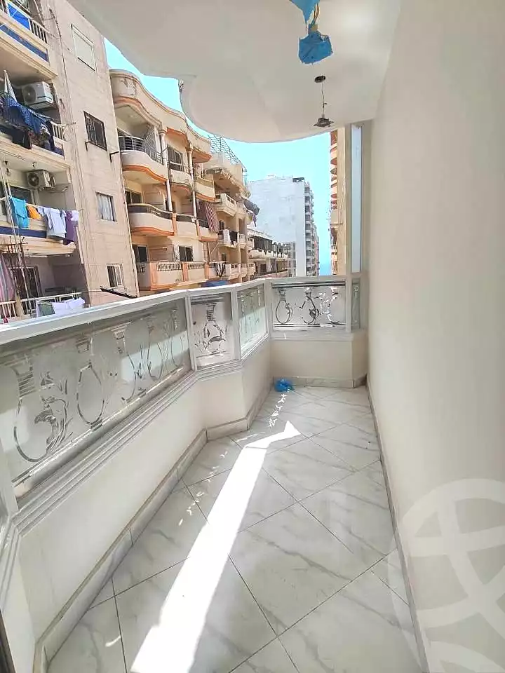 https://aqarmap.com.eg/en/listing/7144344-for-sale-alexandria-sydy-bshr-sydy-bshr-bhry-mohamed-el-srafi-st.