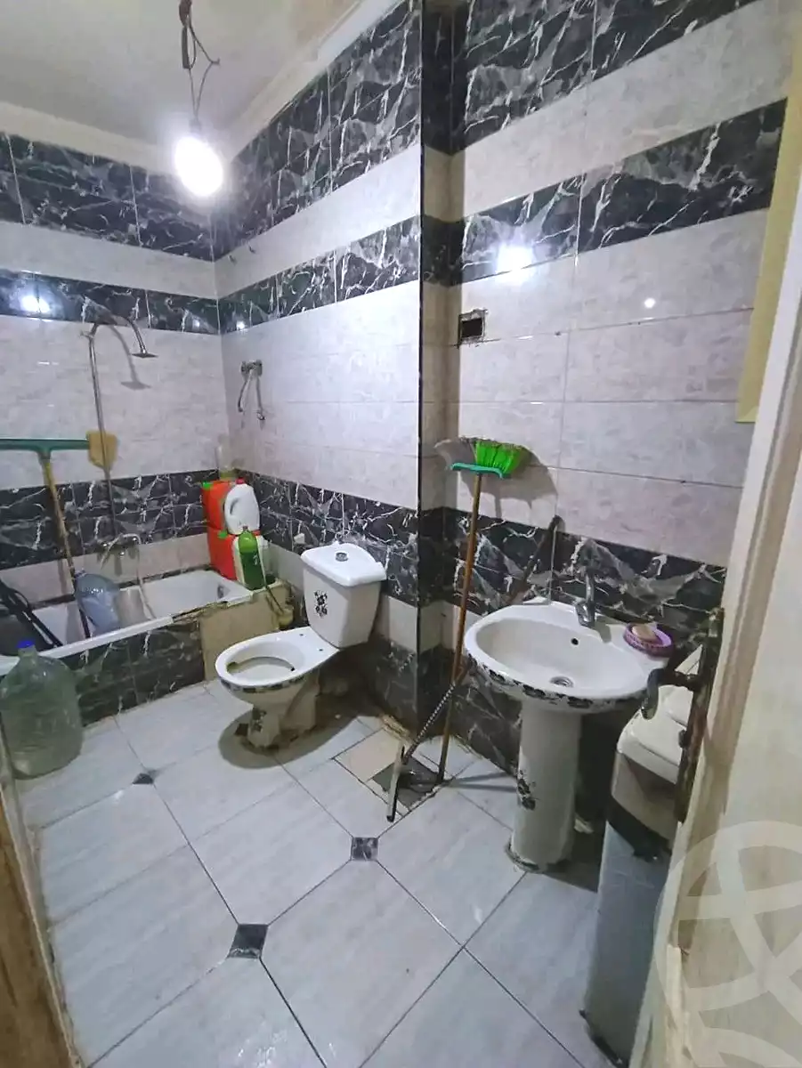https://aqarmap.com.eg/ar/listing/7144438-for-sale-alexandria-sydy-bshr-shr-mlk-hfny