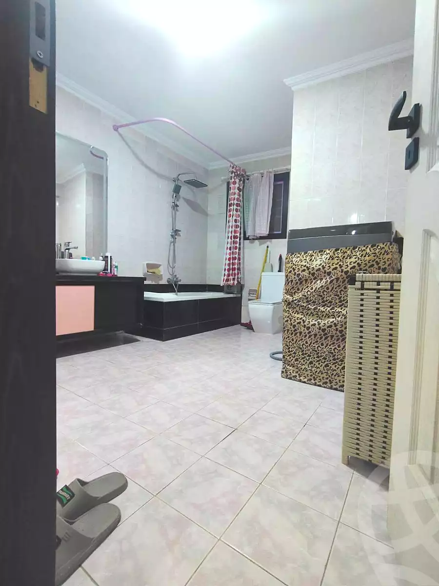 https://aqarmap.com.eg/en/listing/7144623-for-sale-alexandria-al-agamy-lbytsh-ain-shams-st