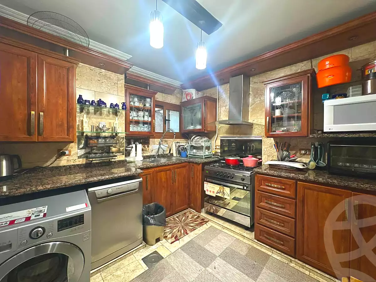 https://aqarmap.com.eg/en/listing/7144708-for-sale-alexandria-camp-cesar