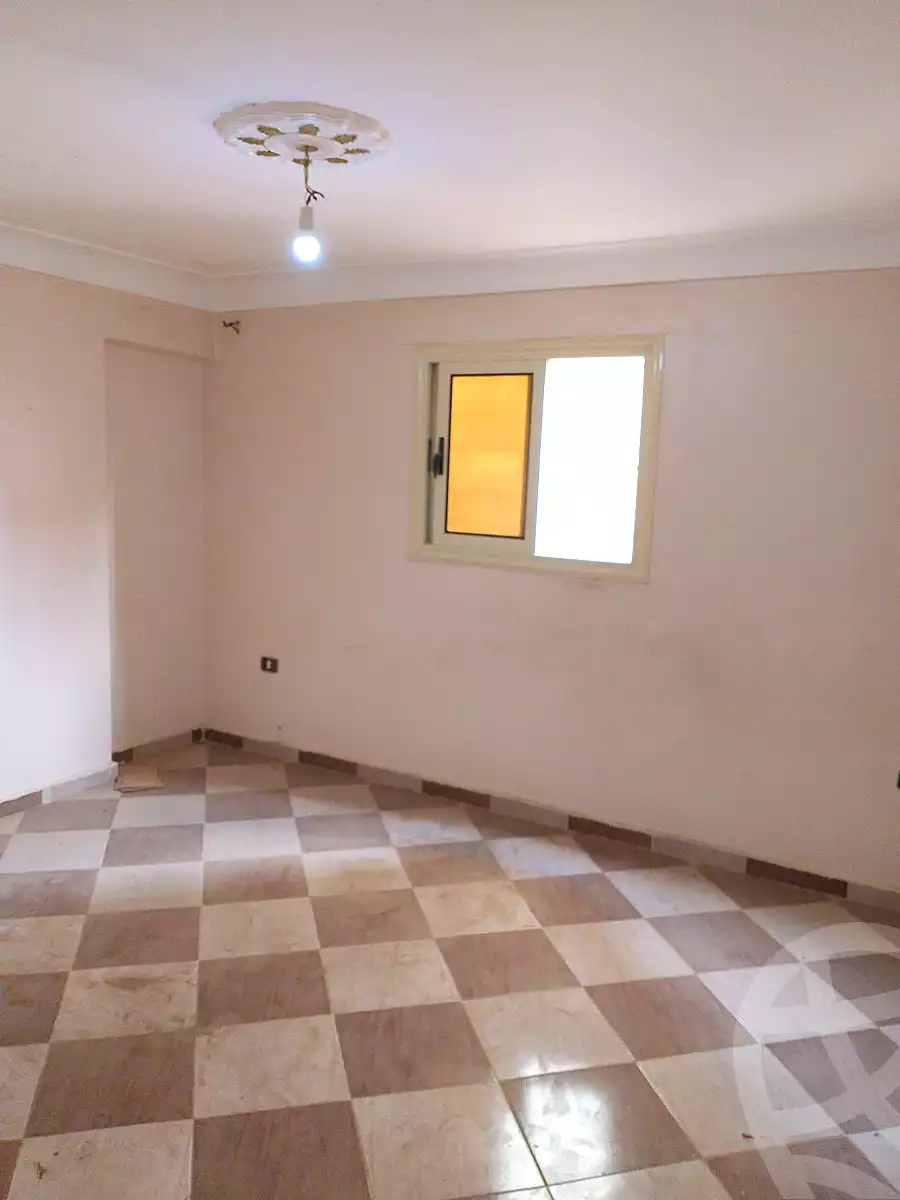 https://aqarmap.com.eg/ar/listing/7144814-for-sale-alexandria-new-miami-street-10