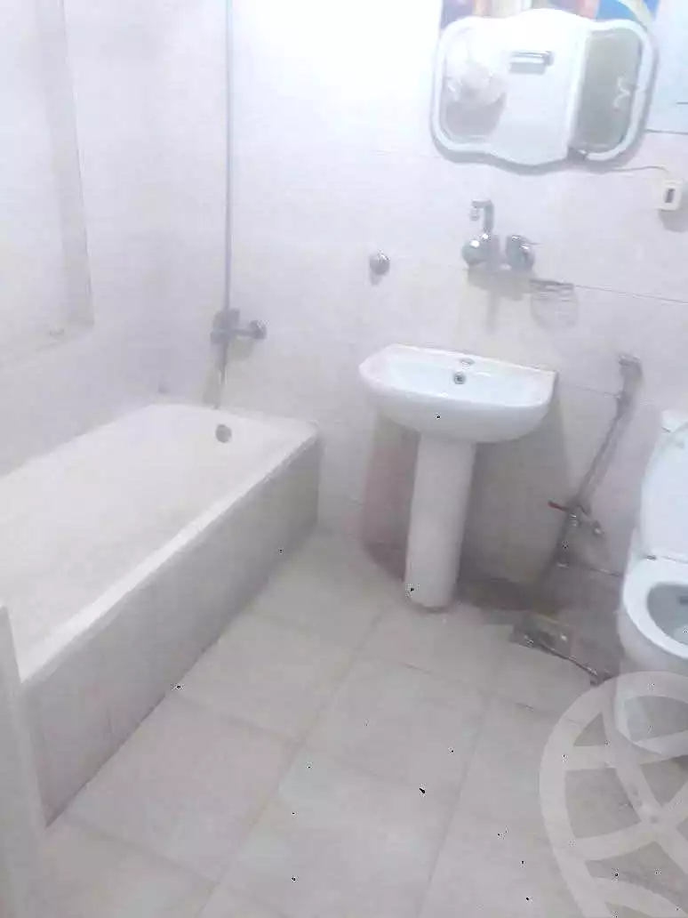 https://aqarmap.com.eg/ar/listing/7145100-for-rent-alexandria-sydy-bshr-sydy-bshr-bhry