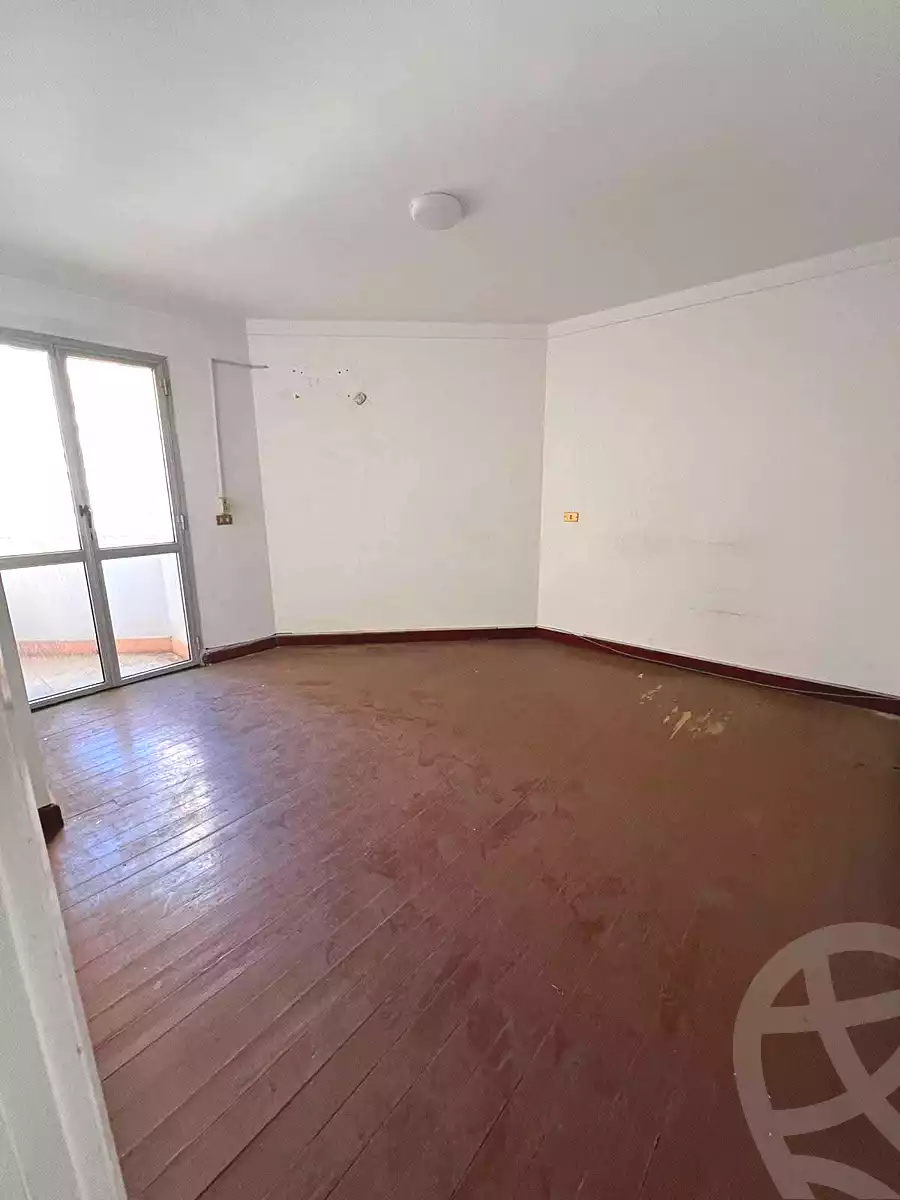 https://aqarmap.com.eg/ar/listing/7145268-for-sale-alexandria-fyktwry-shr-jml-bd-lnsr