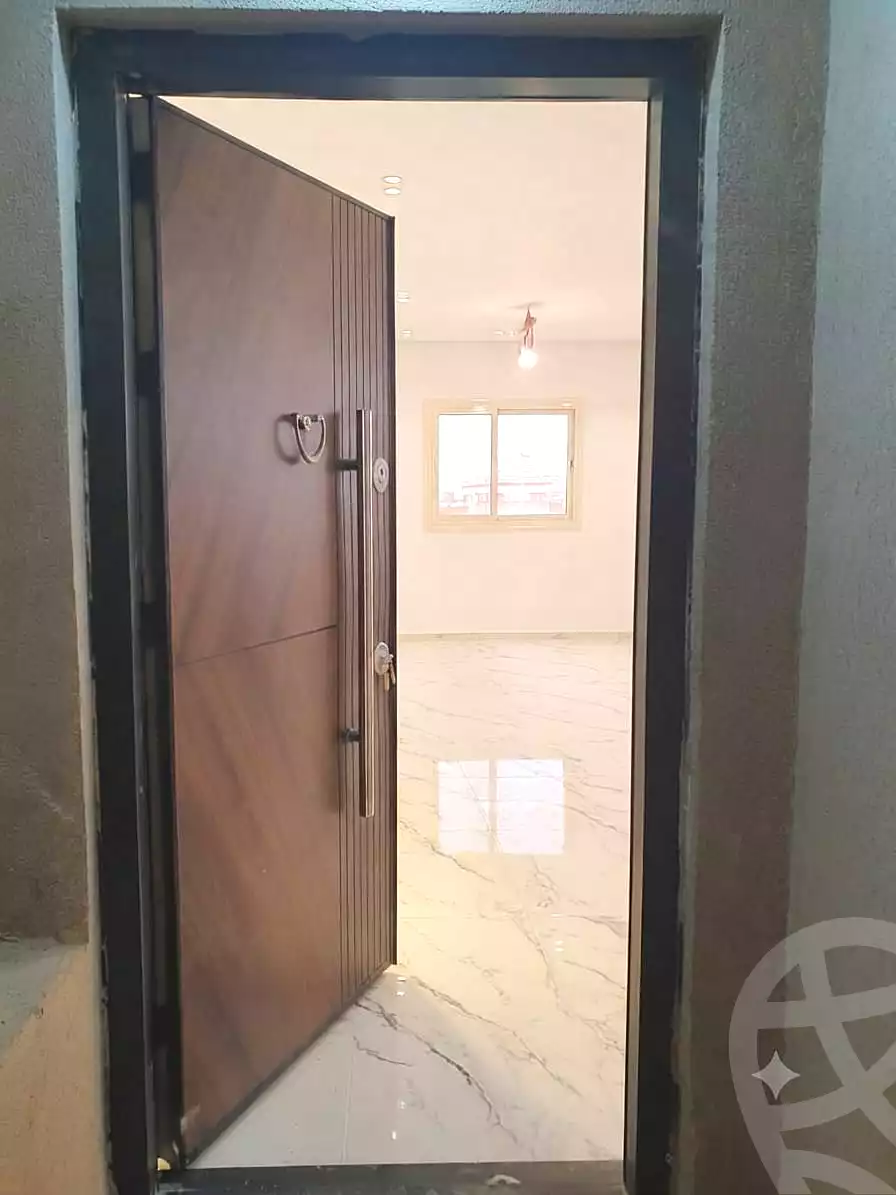 https://aqarmap.com.eg/ar/listing/7145564-for-sale-cairo-6th-of-october-ganob-el-ahyaaa-hay-el-andalous