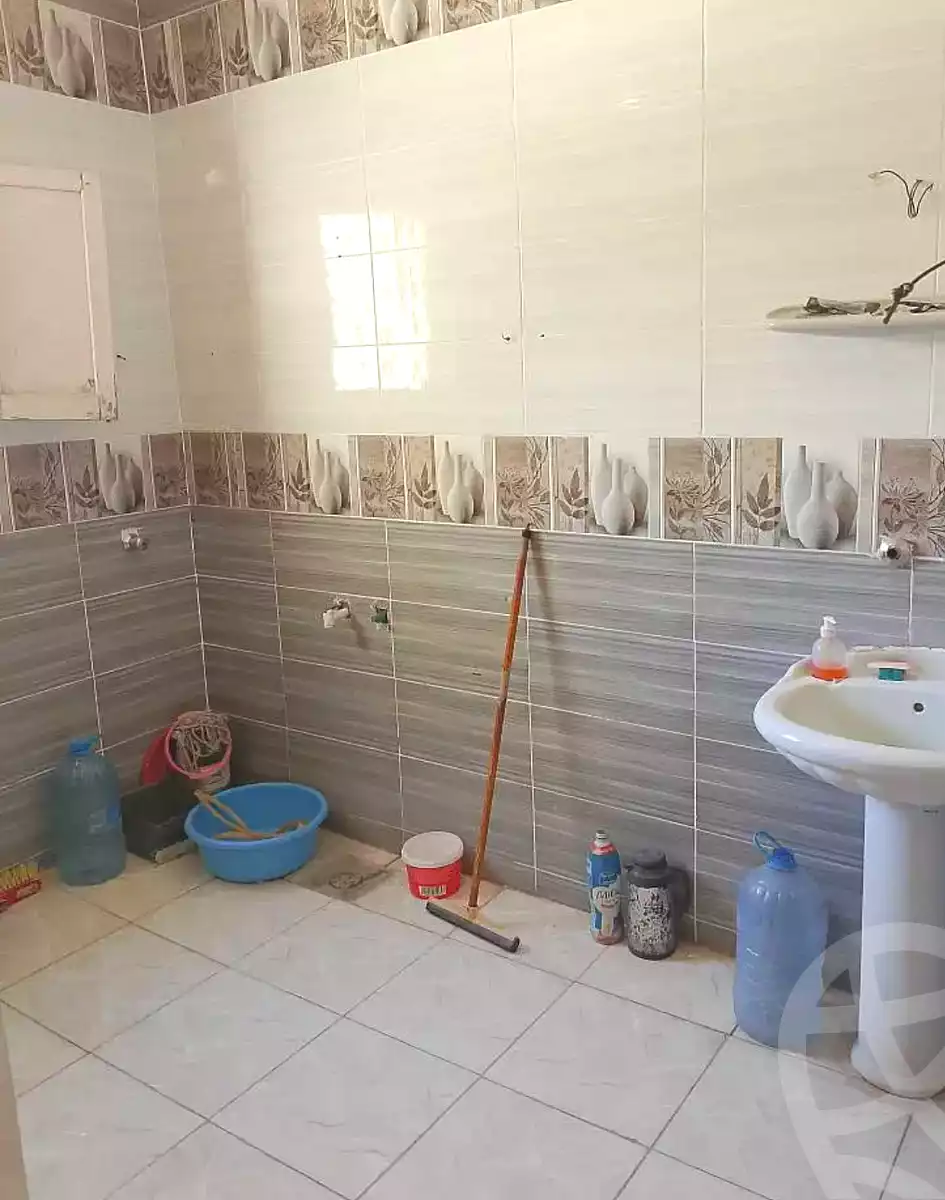 https://aqarmap.com.eg/ar/listing/7145135-for-sale-alexandria-al-agamy-el-hanouvel-el-kholafaa-el-rashdeen-st