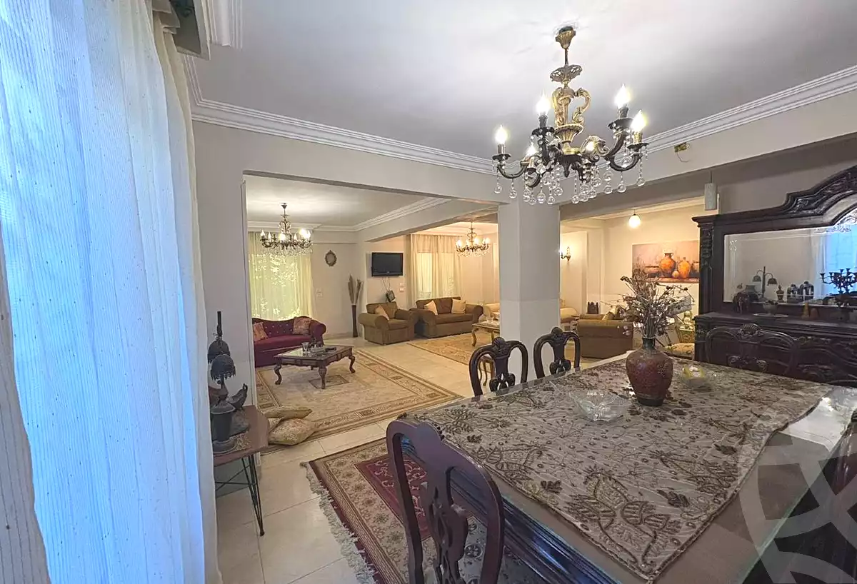 https://aqarmap.com.eg/en/listing/7145712-for-sale-cairo-new-cairo-first-settlement-mhwr-mstfy-kml