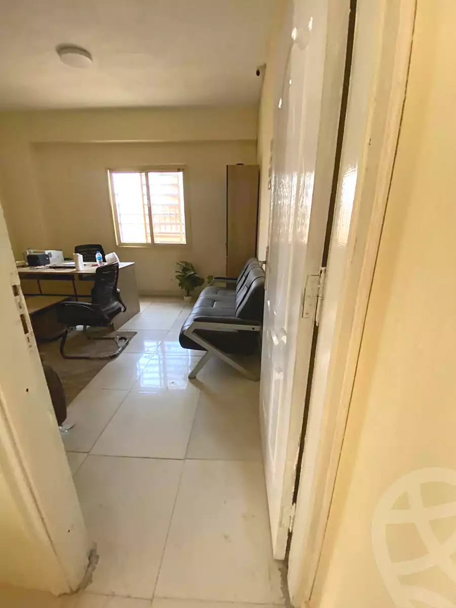 https://aqarmap.com.eg/ar/listing/7145723-for-rent-cairo-new-cairo-el-maantiqah-el-sinaiyyah