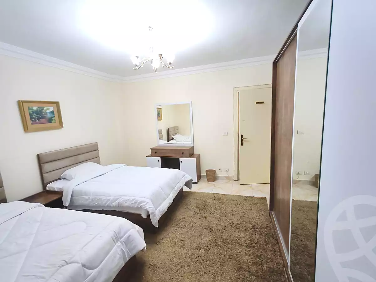 https://aqarmap.com.eg/ar/listing/7145747-for-rent-cairo-new-cairo-lrhb-city-phase-1-ahmed-rami-st