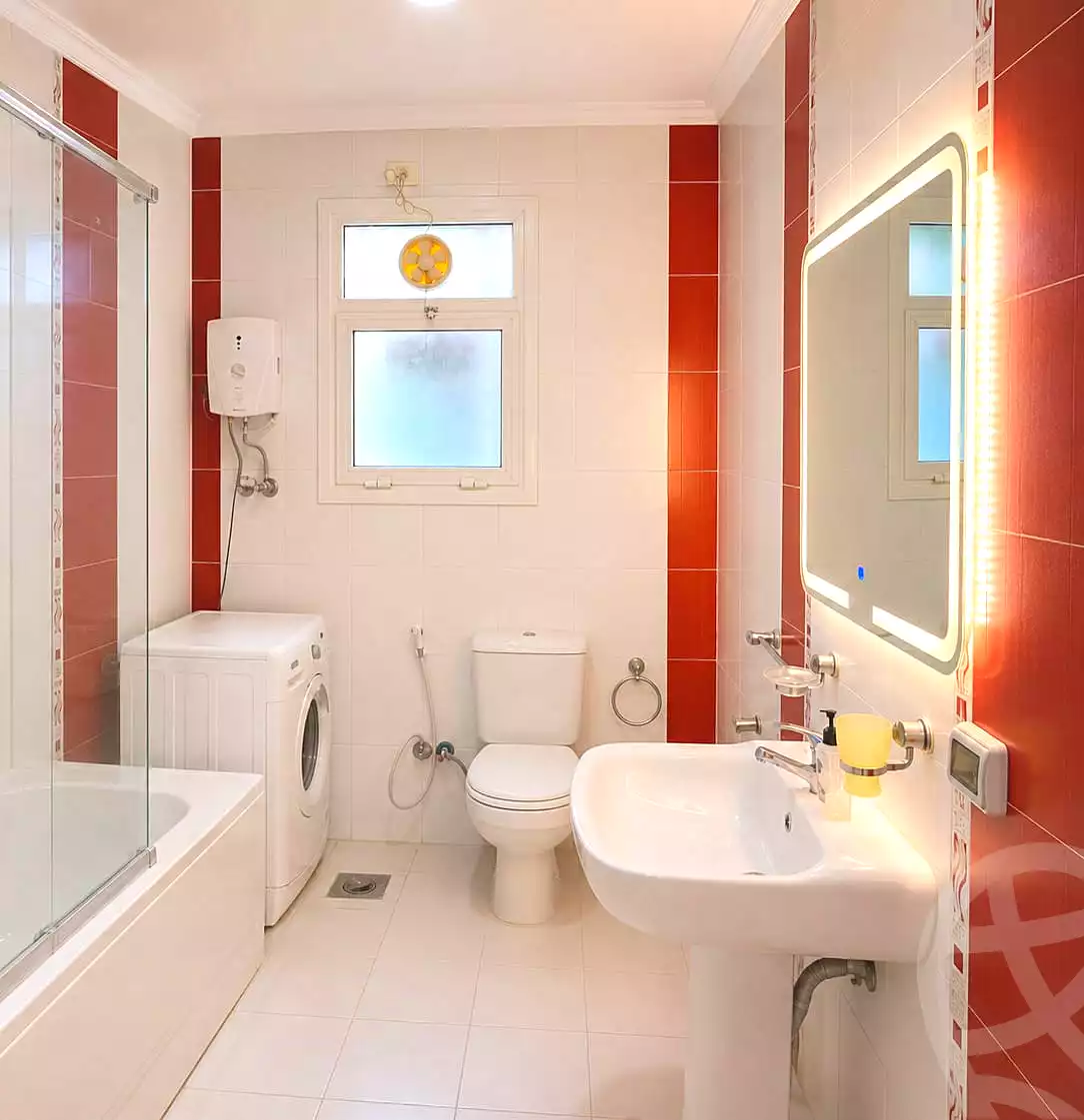 https://aqarmap.com.eg/ar/listing/7145747-for-rent-cairo-new-cairo-lrhb-city-phase-1-ahmed-rami-st