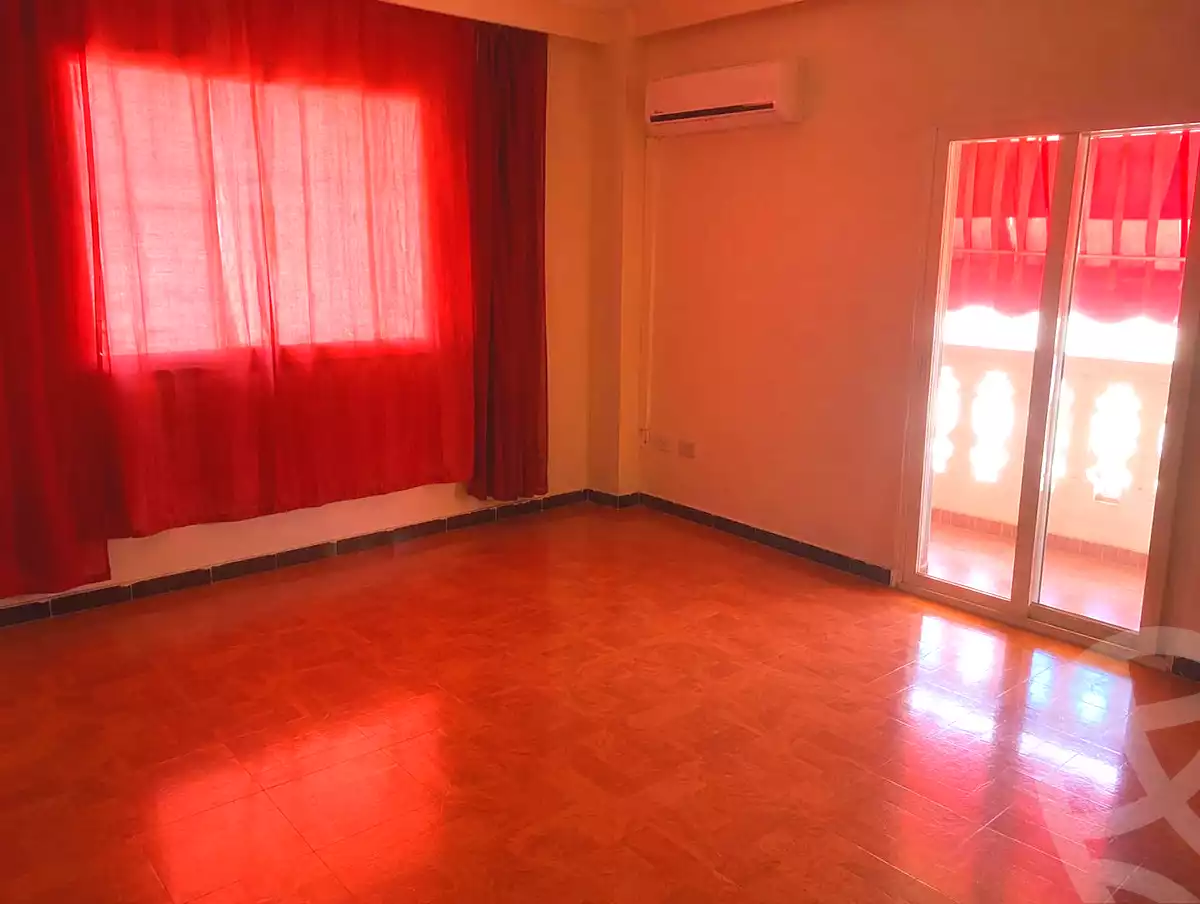 https://aqarmap.com.eg/en/listing/7145927-for-sale-cairo-new-cairo-el-ahyaa-third-neighborhood-street-16