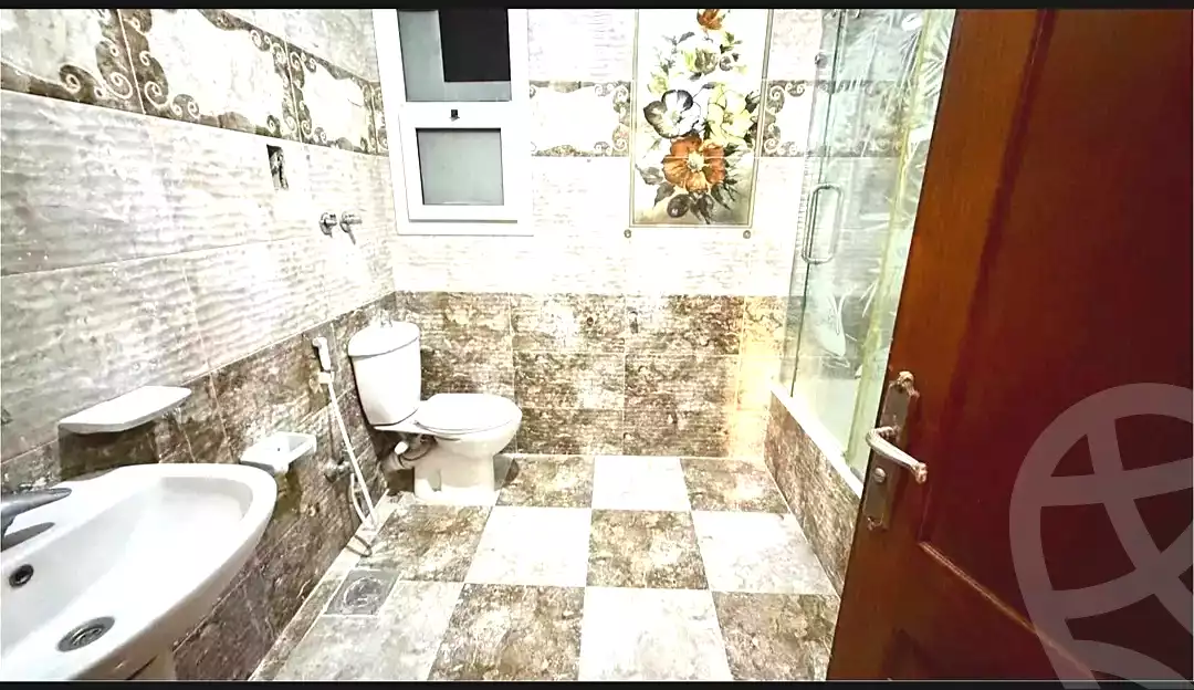 https://aqarmap.com.eg/ar/listing/7146369-for-rent-alexandria-ganaklis
