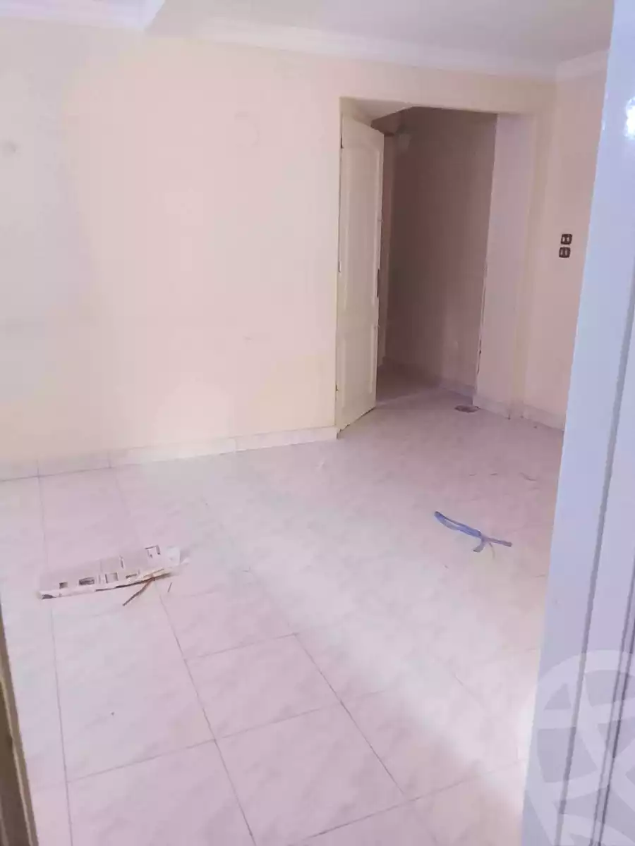 https://aqarmap.com.eg/ar/listing/7146449-for-rent-cairo-shoubra-rod-el-farag-abou-talib-st