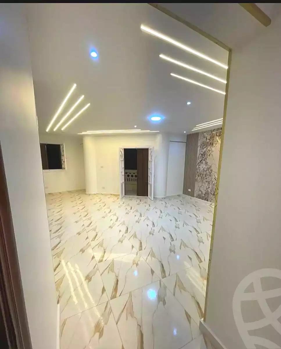 https://aqarmap.com.eg/ar/listing/7146625-for-sale-alexandria-sydy-bshr-sydy-bshr-bhry-mohamed-el-srafi-st.