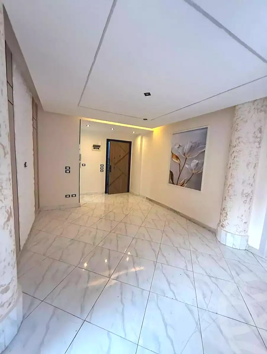 https://aqarmap.com.eg/ar/listing/7146678-for-sale-alexandria-sydy-bshr