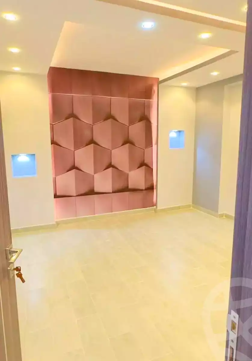https://aqarmap.com.eg/ar/listing/7146697-for-rent-cairo-el-haram-el-lebeny-el-magzar-el-aly-st