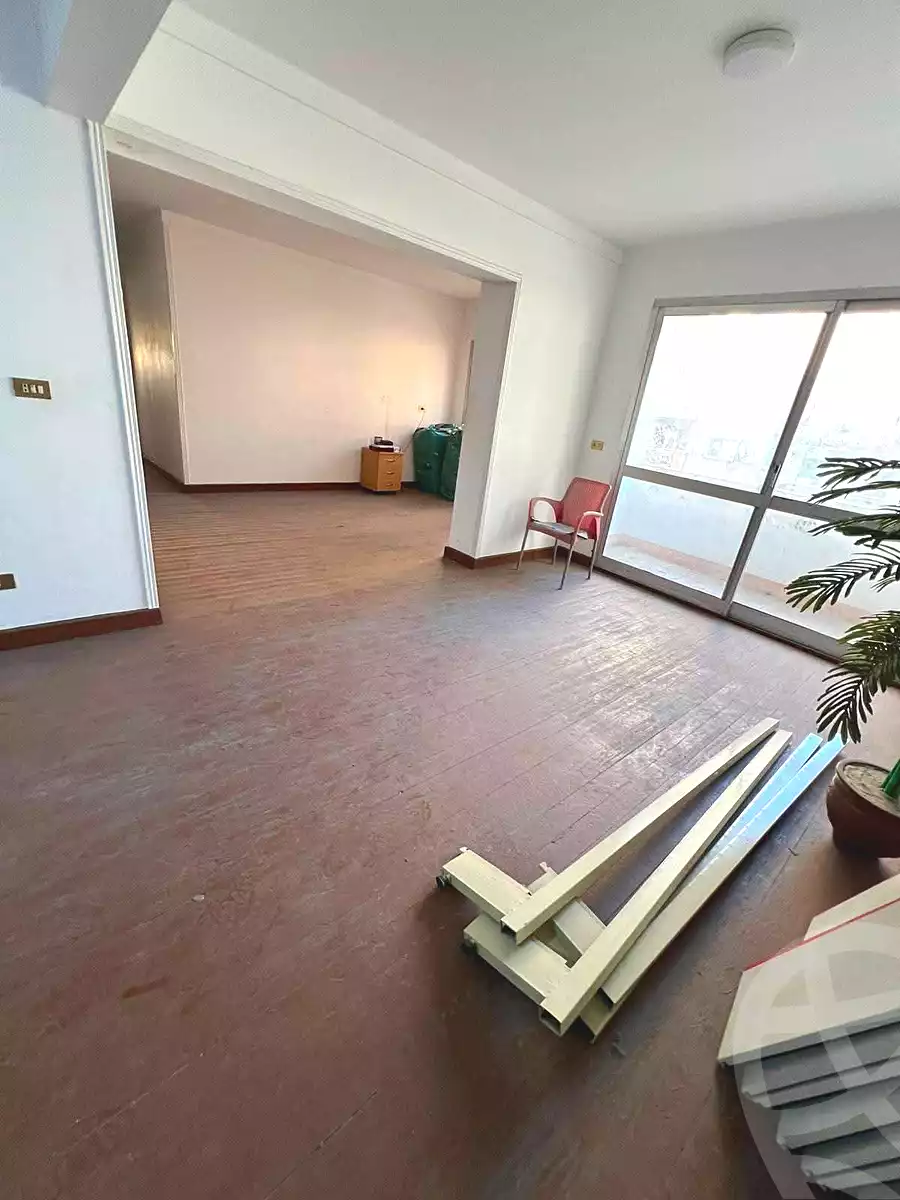 https://aqarmap.com.eg/en/listing/7146780-for-sale-alexandria-fyktwry-shr-jml-bd-lnsr