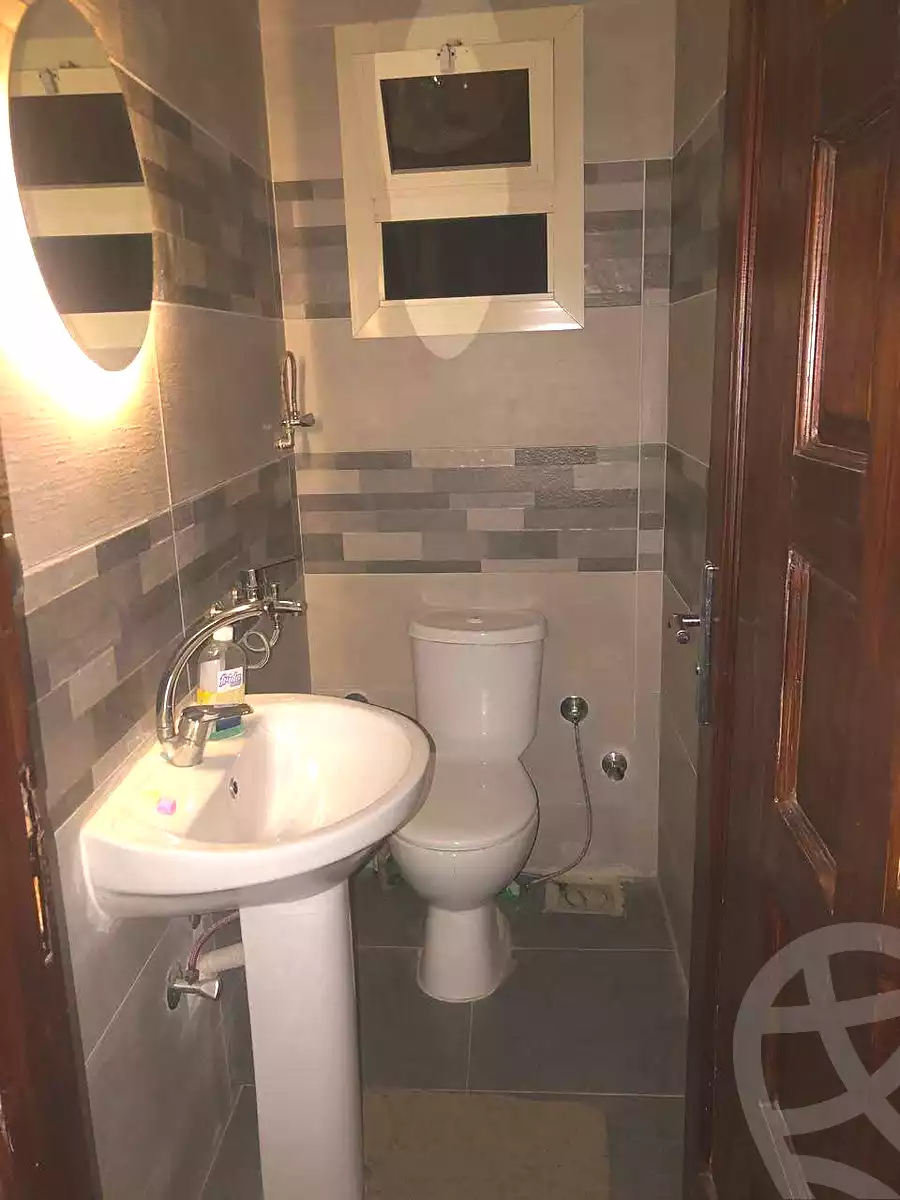 https://aqarmap.com.eg/en/listing/7147348-for-sale-cairo-helwan-hadayek-helwan-nile-corniche-st