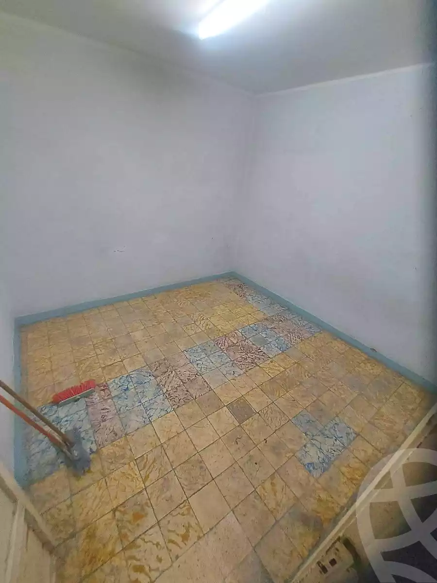 https://aqarmap.com.eg/en/listing/7147352-for-sale-cairo-helwan-sherif-st
