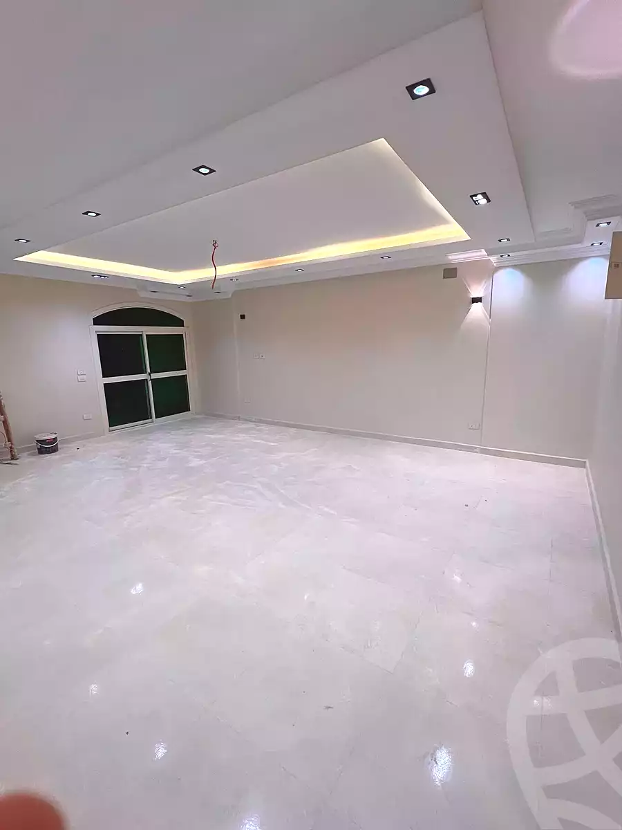 https://aqarmap.com.eg/ar/listing/7147392-for-sale-cairo-helwan-helwan-el-sharkeya-abd-el-rahman-pasha-st