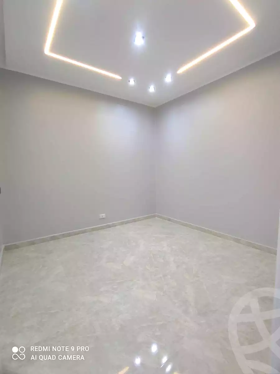 https://aqarmap.com.eg/ar/listing/7147435-for-sale-alexandria-el-asafra-shr-45