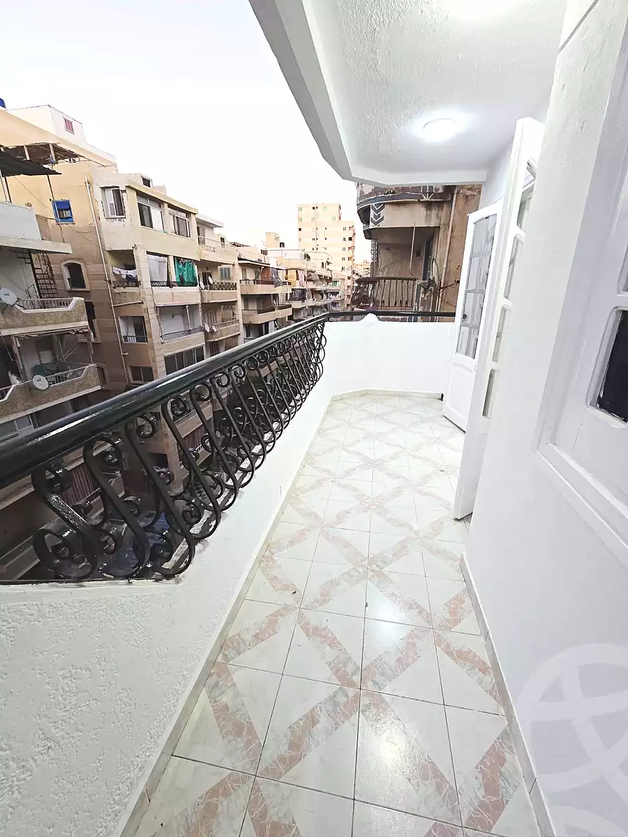 https://aqarmap.com.eg/ar/listing/7147463-for-sale-alexandria-al-agamy-shataa-el-nakheel