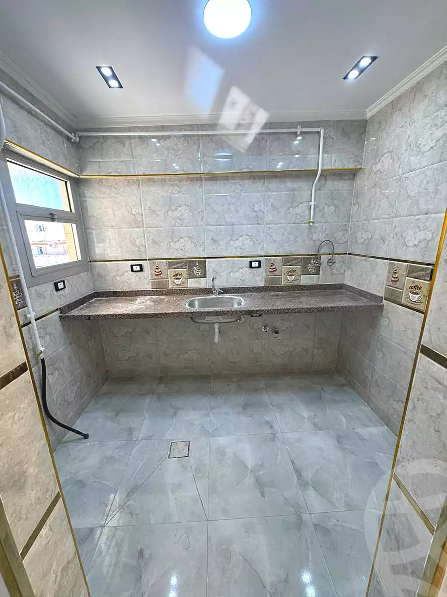 https://aqarmap.com.eg/ar/listing/7147590-for-sale-alexandria-el-asafra-shr-45