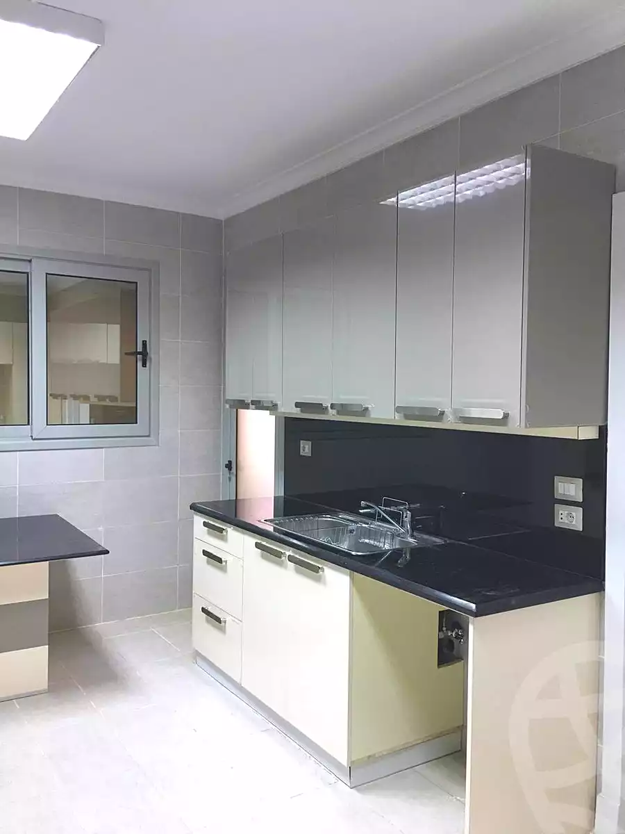 https://aqarmap.com.eg/ar/listing/7147631-for-rent-cairo-6th-of-october-compounds-palm-parks