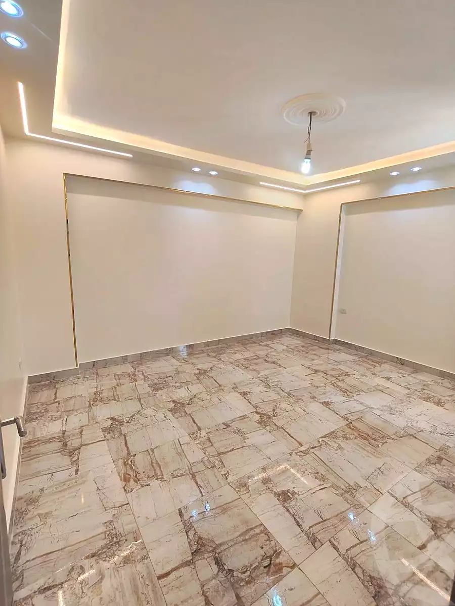 https://aqarmap.com.eg/ar/listing/7147655-for-sale-alexandria-sydy-bshr-sydy-bshr-bhry-khalil-hamada-st