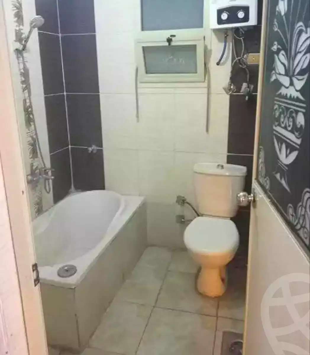 https://aqarmap.com.eg/ar/listing/7147994-for-sale-alexandria-sydy-bshr-sydy-bshr-bhry-shr-mhmd-njyb