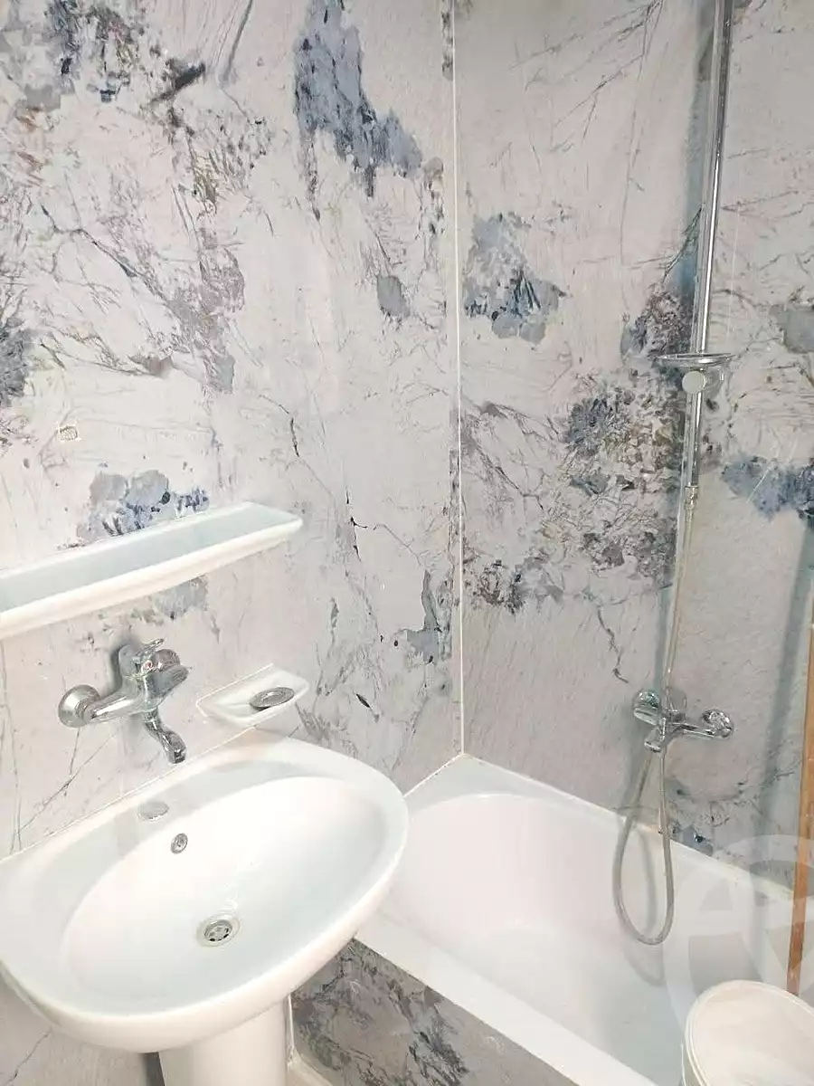 https://aqarmap.com.eg/en/listing/7148091-for-rent-alexandria-camp-cesar