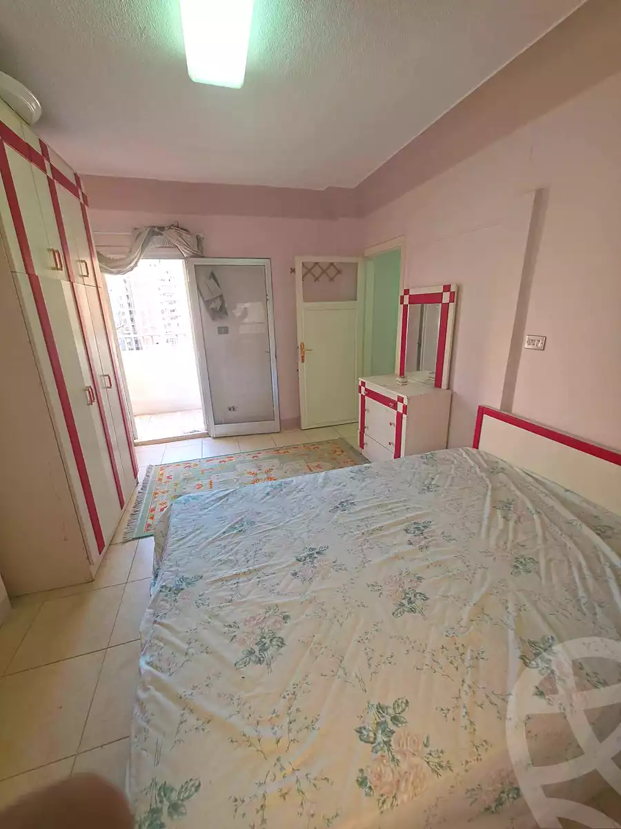 https://aqarmap.com.eg/ar/listing/7148111-for-sale-alexandria-el-asafra-l-sfr-bhry-el-geish-rd