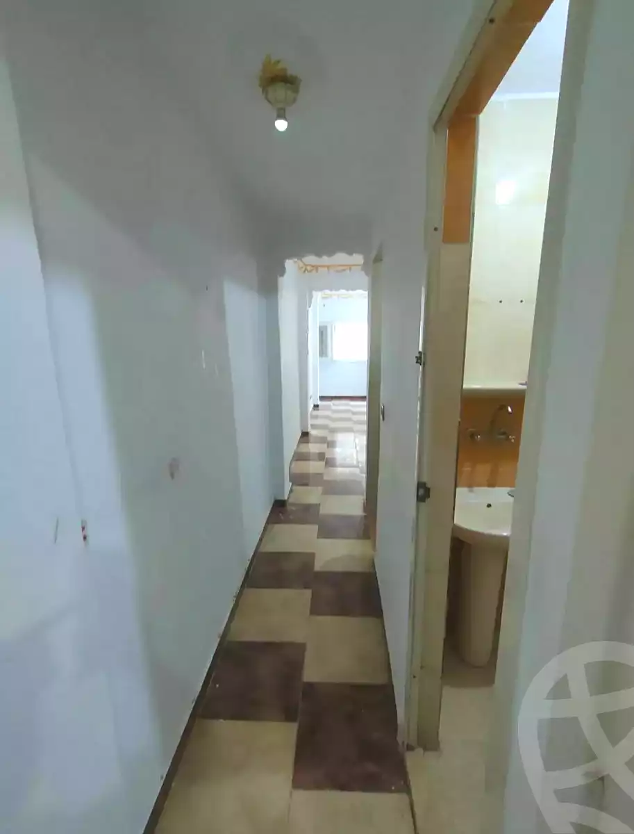 https://aqarmap.com.eg/ar/listing/7148144-for-sale-alexandria-lsywf-el-falki